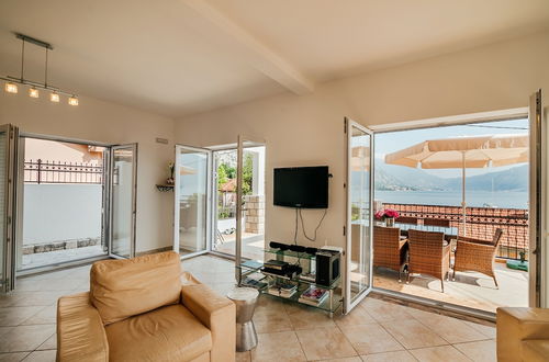 Photo 32 - Spacious 4BR Beach House, Fantastic Sea Views