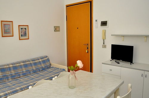 Photo 9 - Modern Apartment Close to the Beach - Beahost