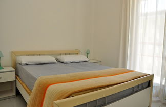 Foto 3 - Modern and Comfy Apartment Near Bibione Beach