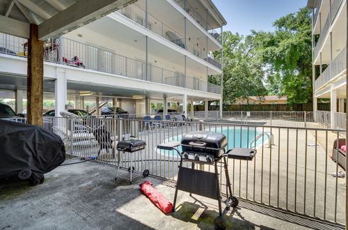 Photo 16 - Pet-friendly Vacation Rental in Biloxi Near Beach