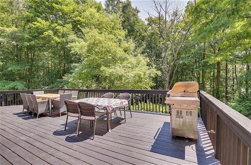Foto 7 - Lakefront New York Abode w/ Deck, Grill & Fire Pit