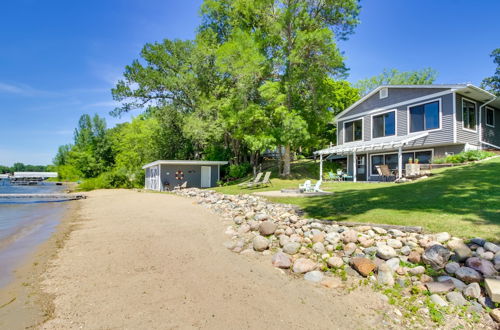 Foto 2 - House on Lake Mary w/ Boat Dock & Lakeside Beach