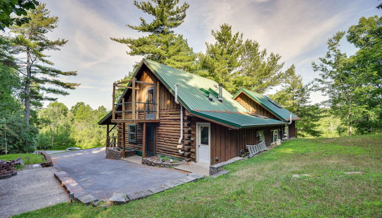 Foto 1 - Charming Wellesley Island Cabin Near State Parks