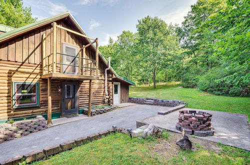 Photo 20 - Charming Wellesley Island Cabin Near State Parks