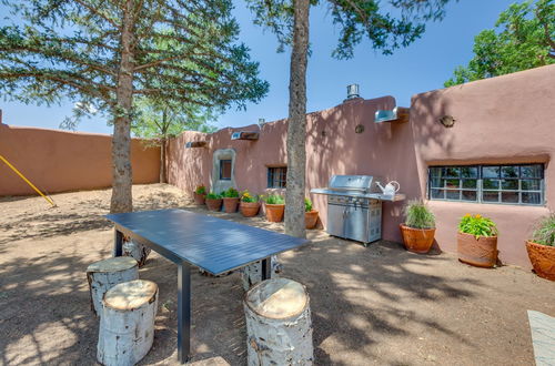 Photo 18 - Beautiful Historic Adobe Home ~ 3 Mi to Taos Plaza