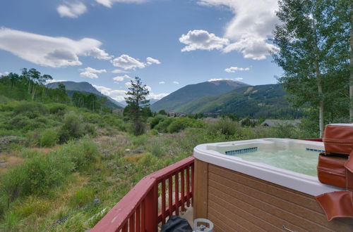 Foto 5 - Keystone Getaway w/ Hot Tub + Mountain Views