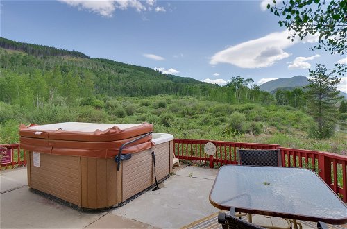 Foto 6 - Keystone Getaway w/ Hot Tub + Mountain Views
