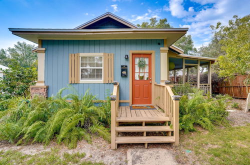 Photo 5 - Lake Wales Vacation Rental w/ Screened-in Porch