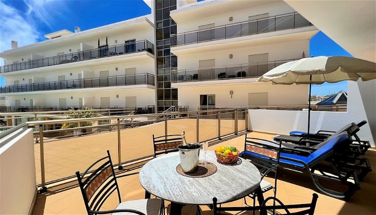Foto 1 - Albufeira Terrace With Pool by Homing