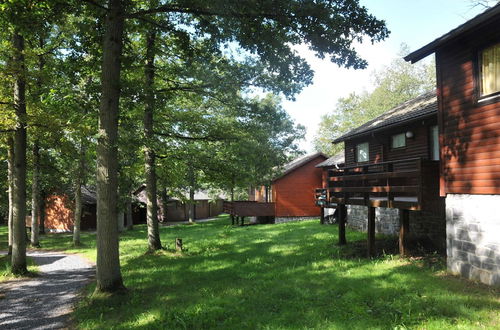 Foto 28 - Cozy, Wooden Chalet With Deck, Near Durbuy