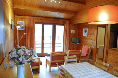 Photo 5 - Cozy, Wooden Chalet With Deck, Near Durbuy