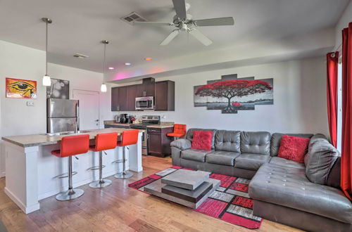 Photo 3 - Spacious Denver Townhome Near Central Park