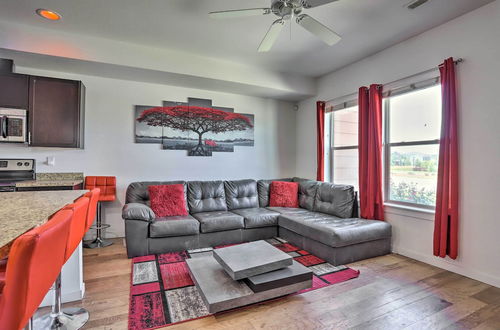 Foto 18 - Spacious Denver Townhome Near Central Park