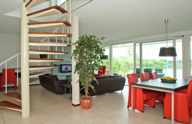 House With a View on Harbor, in a Water Area - Foto 26