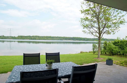 Foto 6 - Holiday Home With Roof Terrace in Limburg