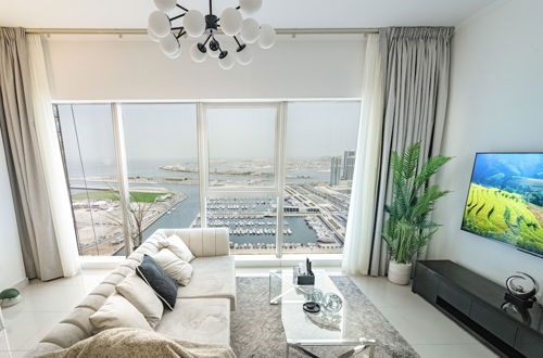 Foto 1 - OSKENA Homes-Damac Heights Two Bedroom