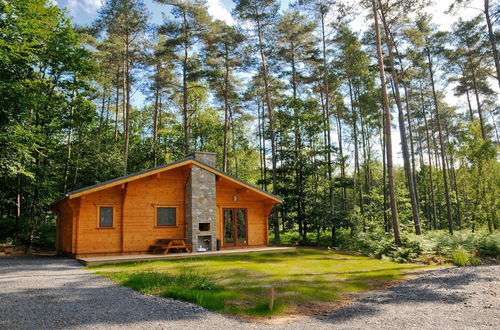 Foto 16 - Wooden Chalet With Wood Burning Stove