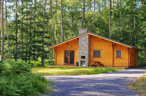 Foto 29 - Wooden Chalet With Wood Burning Stove