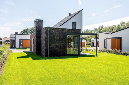 Photo 35 - Stylish Villa With Fireplace in Limburg