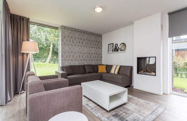 Stylish Villa With Fireplace in Limburg - Foto 11