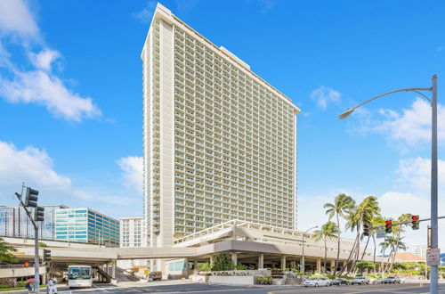 Photo 1 - Castle at Ala Moana Hotel