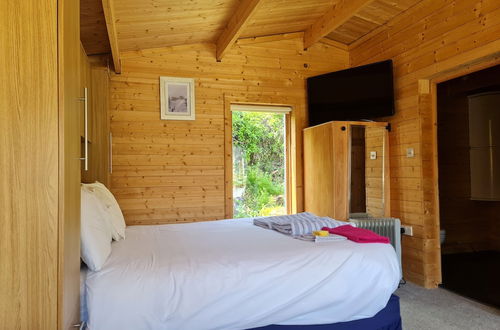 Photo 4 - Remarkable 1-bed Cabin in Hythe