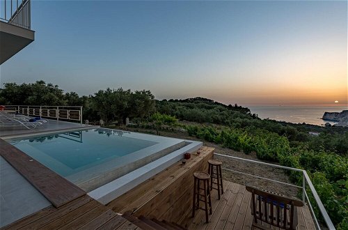 Photo 10 - Arca Villa - Enchanting Sunset