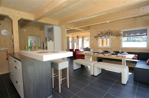 Foto 2 - Luxurious Chalet in Murau with Outside Hot Tub