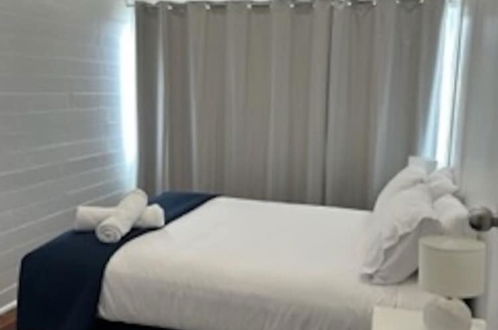 Foto 3 - Townsville Suites