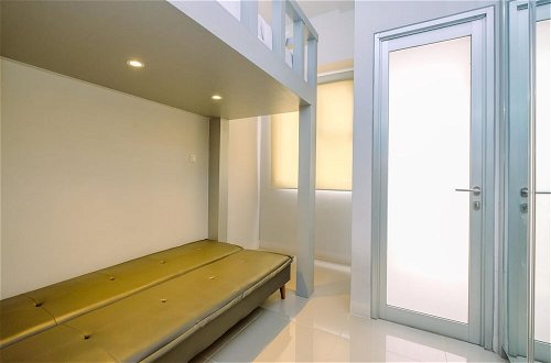 Foto 9 - Elegant And Homey Studio Apartment Transpark Juanda Bekasi Timur