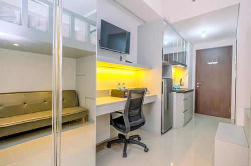 Foto 21 - Elegant And Homey Studio Apartment Transpark Juanda Bekasi Timur