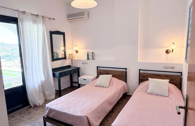 Linda's Villa In Unrivalled Position in Kournas - Amazing View! - Foto 9