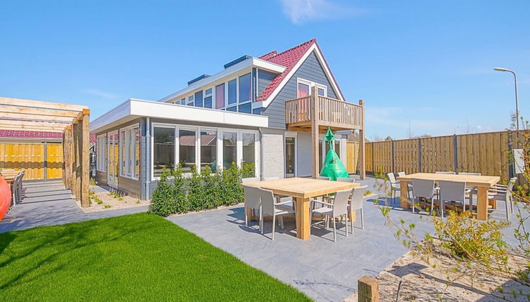 Foto 1 - Attractive Holiday Home in Callantsoog With Fenced Garden