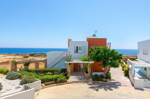 Photo 8 - Protaras Seafront Villa Violetta