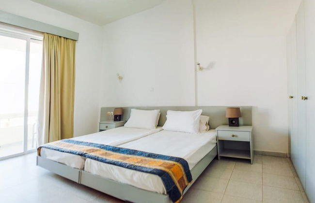 Lefteris Insta-worthy Studio With Balcony - Photo 1