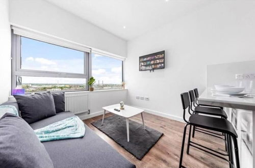 Photo 11 - Captivating 1-bed Apartment 15 min to Londonbridge