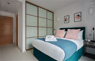 Photo 3 - Hammersmith Mews by Viridian Apartments