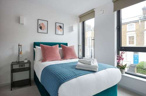 Photo 4 - Hammersmith Mews by Viridian Apartments