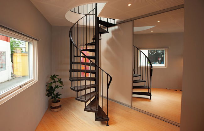 Stunning Marina View - Brand New - City Center - Photo 36