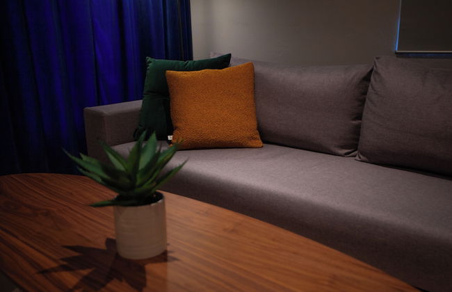 Stunning Marina View - Brand New - City Center - Photo 13