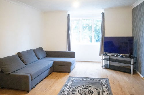 Photo 6 - Beautiful 2-bed Apart in Southampton