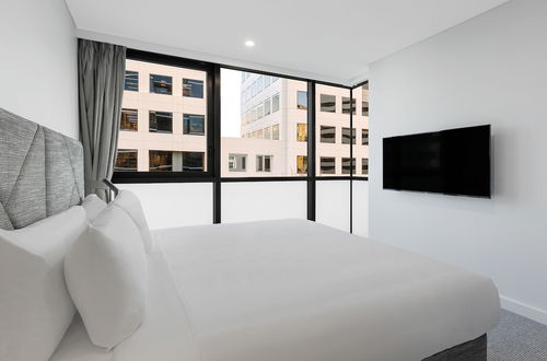 Photo 21 - Meriton Suites Canberra