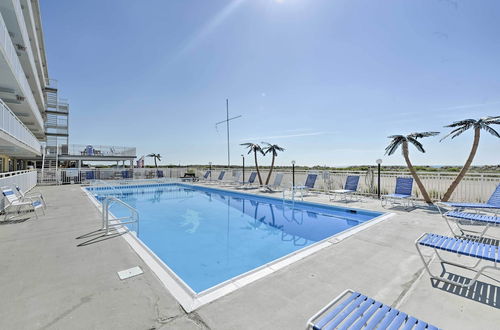 Foto 1 - Beachfront Condo w/ Pool ~ 2 Mi to Boardwalk