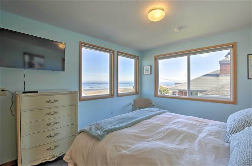 Photo 24 - Large Ocean View Home - 450 Feet From Beaches