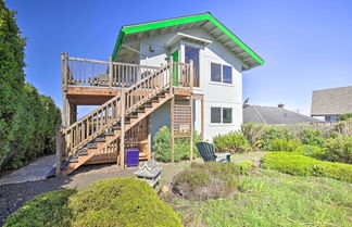 Photo 3 - Large Ocean View Home - 450 Feet From Beaches