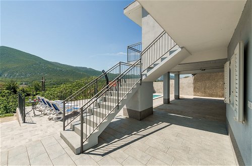 Foto 40 - Vacation House With the Pool, Near River Cetina