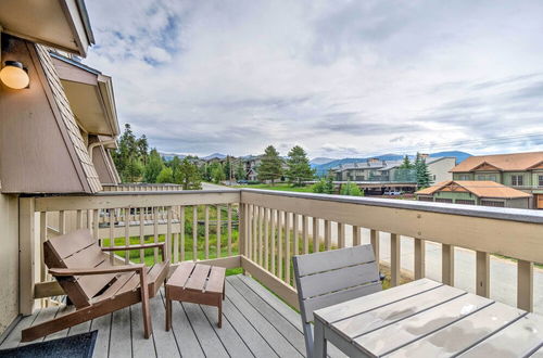 Foto 4 - Dog-friendly Fraser Condo w/ View & Amenities