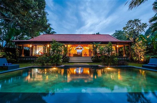 Foto 40 - Infinity Jungle View Aashaya Villa Ubud