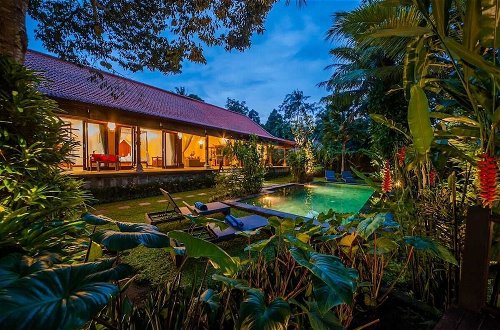 Photo 30 - Infinity Jungle View Aashaya Villa Ubud