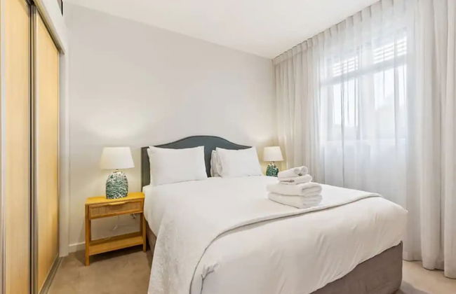 Convenient Modern 2-Bedroom Unit With Free Parking - Foto 2